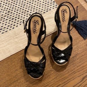 Gucci wedge sandal black size 37